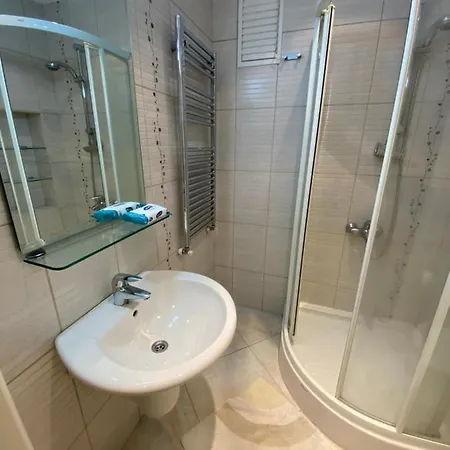Tesvikiye'de 2+1 Merkezi Daire Appartamento